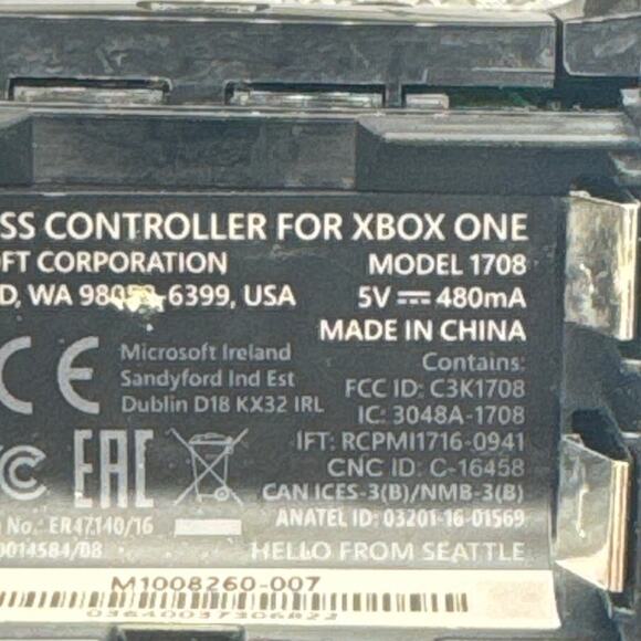 Microsoft Xbox One Wireless Controller Black Model 1708 - Picture 6 of 6